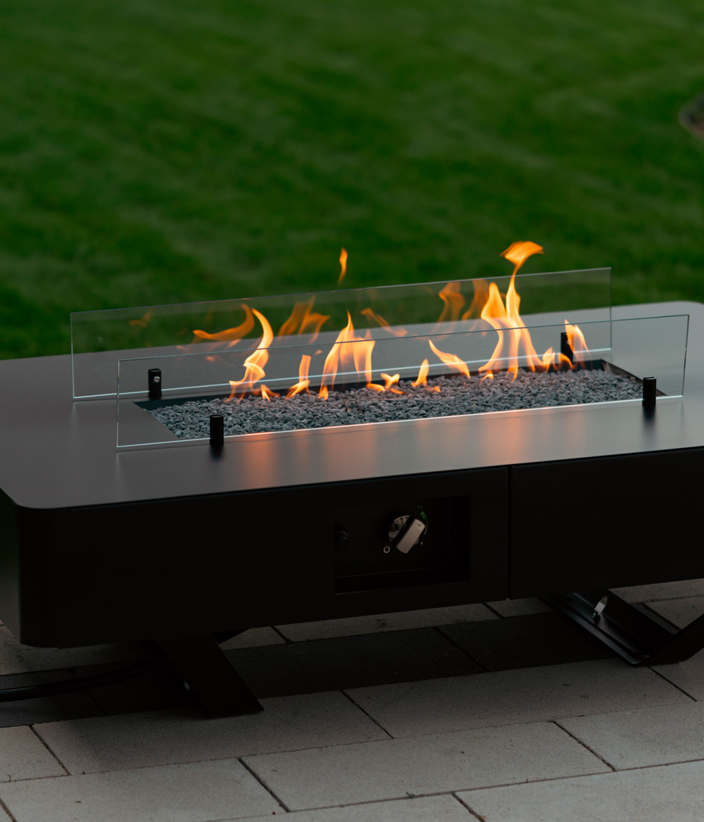 Gas outdoor fireplace RIO Table